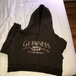 cropped guinness sweatshirt!